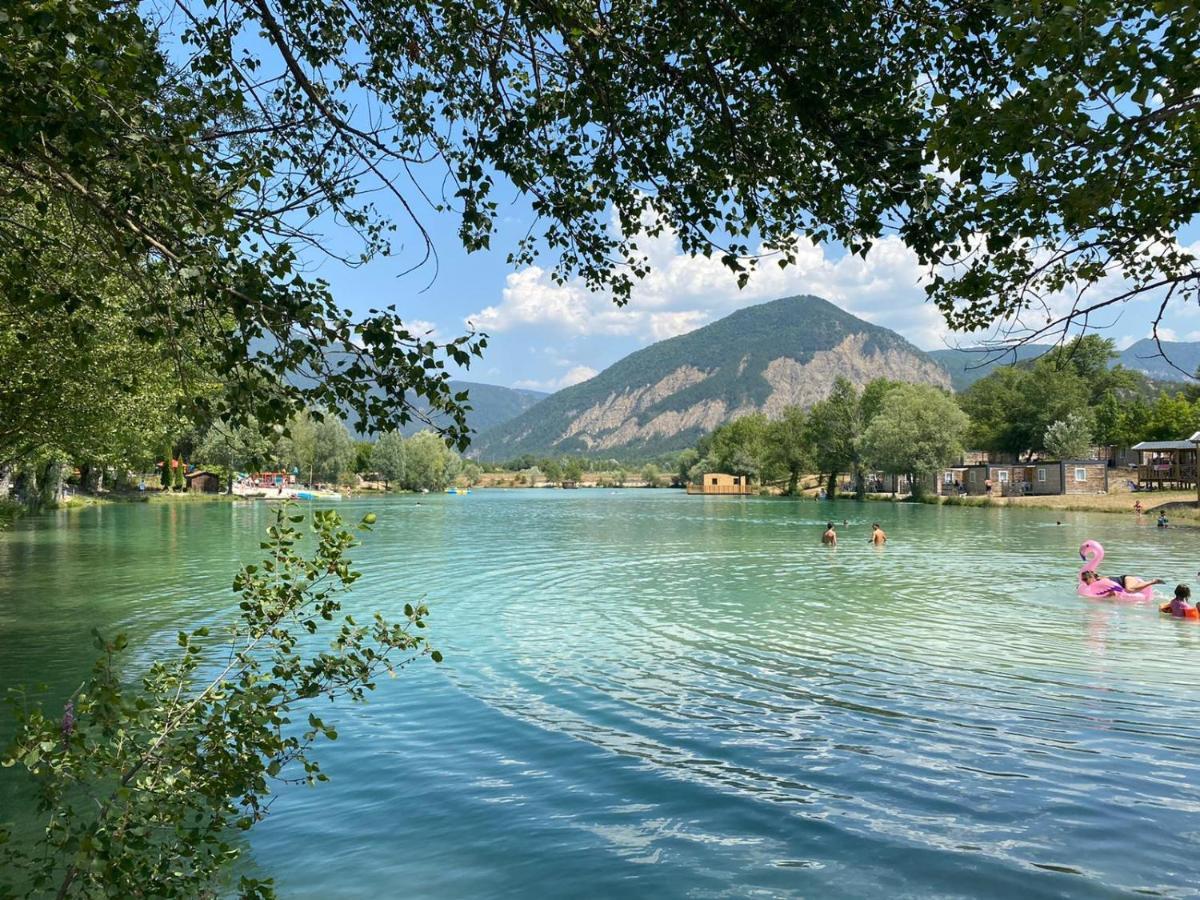 Hotel Camping Le Lac Bleu Châtillon-en-Diois Zewnętrze zdjęcie