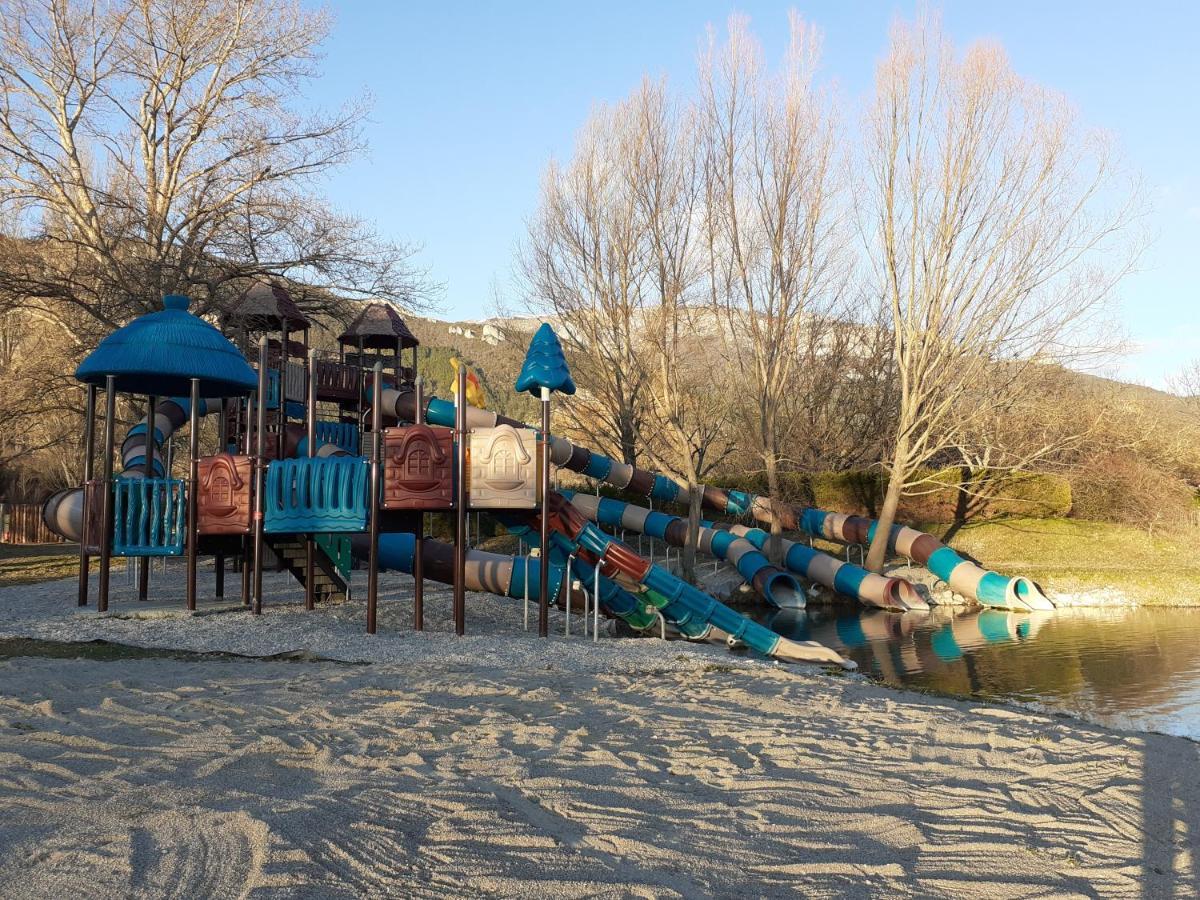 Hotel Camping Le Lac Bleu Châtillon-en-Diois Zewnętrze zdjęcie